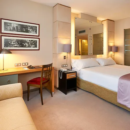 Hesperia Presidente Hotell 4*