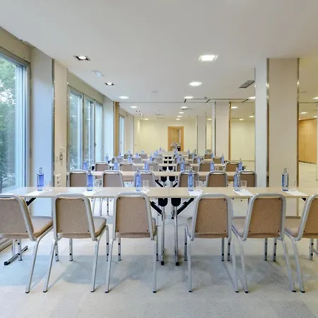 Hotell Hesperia Presidente 4*
